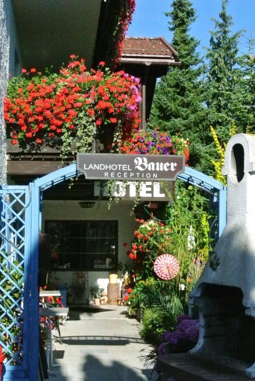 Landhotel Bauer ゾントホーフェン エクステリア 写真